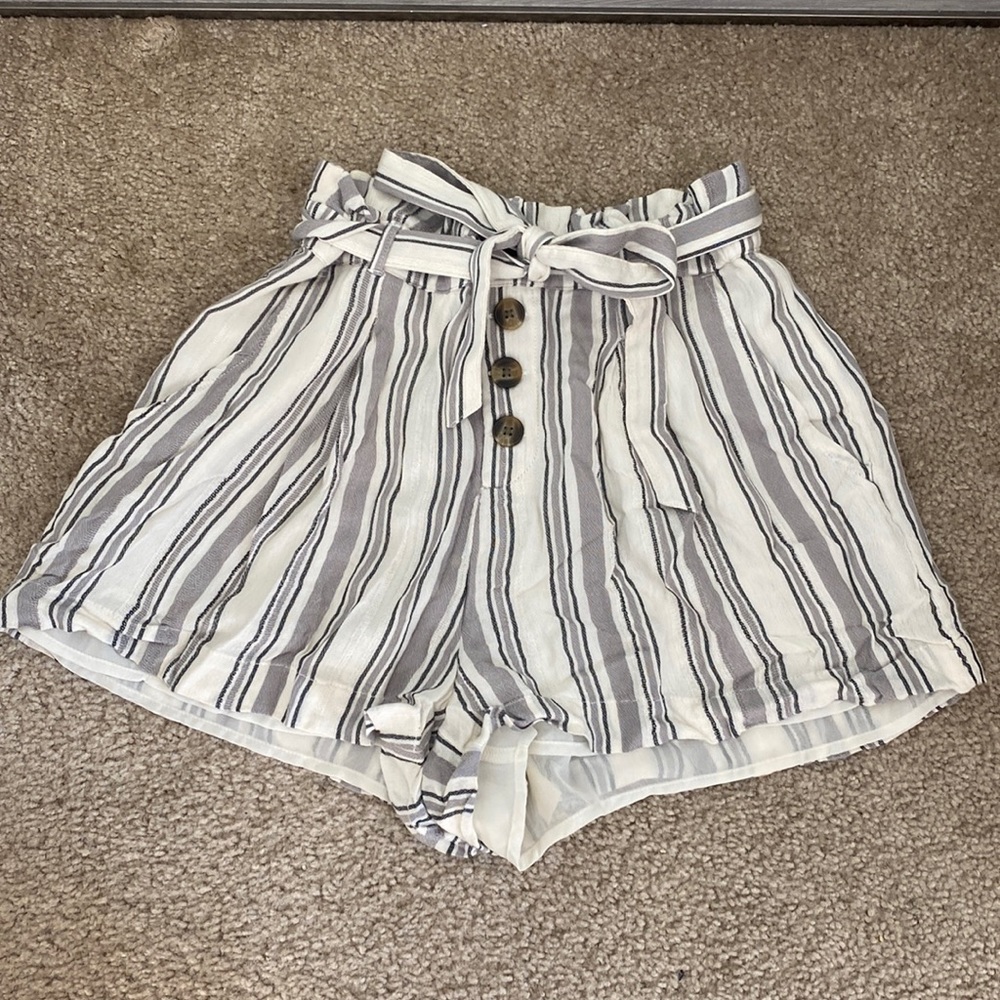 American Eagle Flowy Dress Shorts